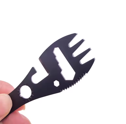 Cuchillo multifuncional con silbato para acampada